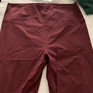 Outdoor Voices x STV leggings-XL